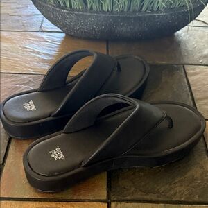 Wild Fable Black Platform Flip Flops